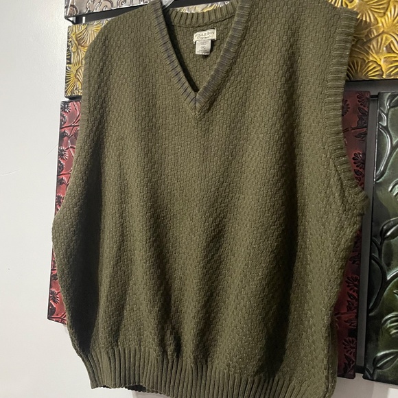 Vintage 90s Bugle Boy Original Sweater Vest — Olive Green (Size XXL) - Picture 2 of 6